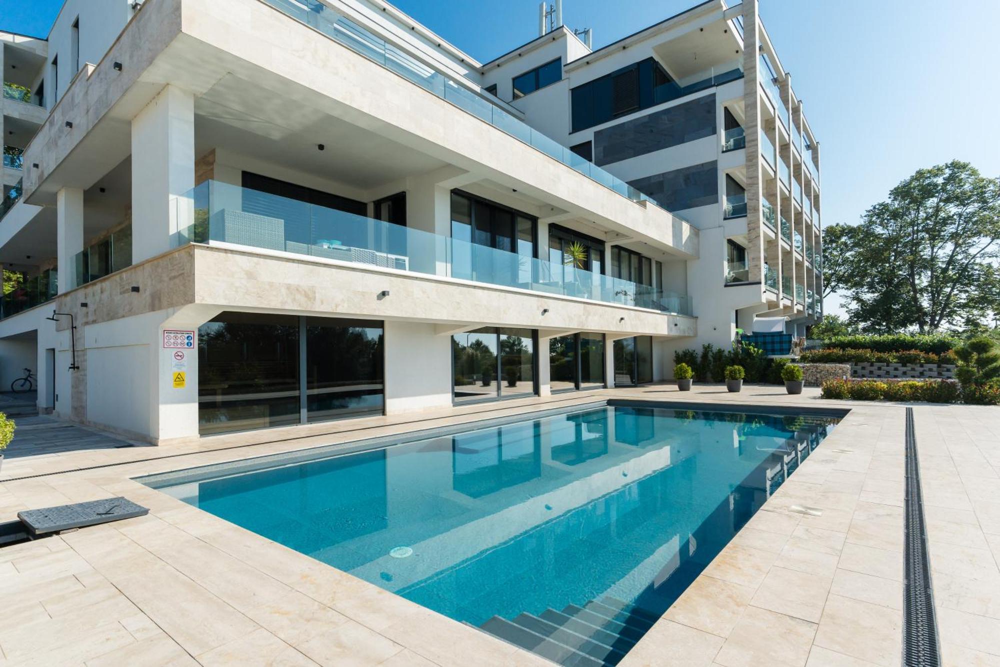 Apartment Club Panorama View